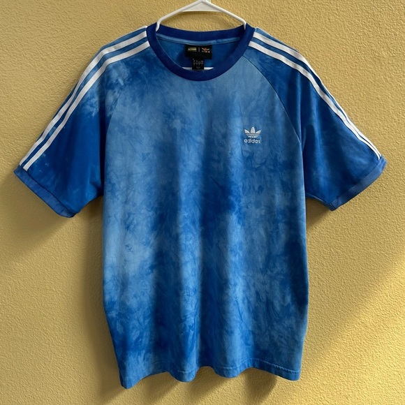 Adidas X Pharrell Williams “Hu Holi” Blue Tie Dye Shirt Large EUC! - Picture 4 of 9